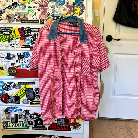 Vintage Gingham Button Up Shirt - Picture 6 of 6